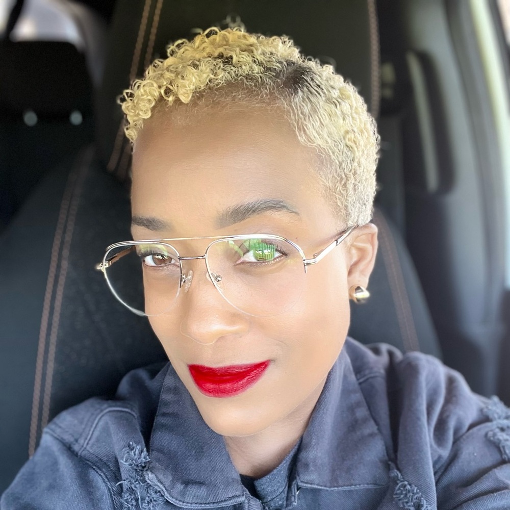 Meet your Posher, Chanda